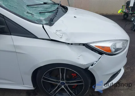 2016 Ford Focus St z USA, uszkodzony, nr VIN 1FADP3L98GL317922